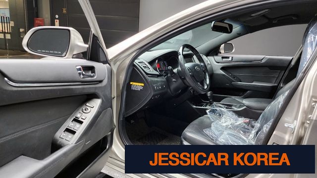 2011 Kia K7 - Thumbnail 12