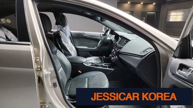 2011 Kia K7 - Thumbnail 19