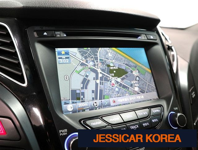2012 Hyundai i40 saloon - Thumbnail 18