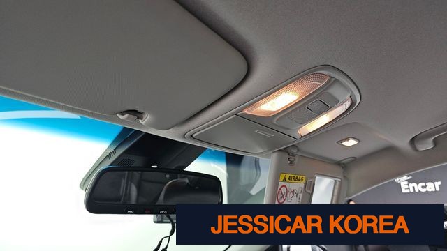 2021 Kia Sportage the bold - Thumbnail 6