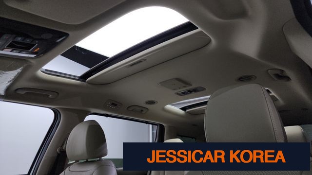 2023 Kia Carnival 4th Gen - Thumbnail 2