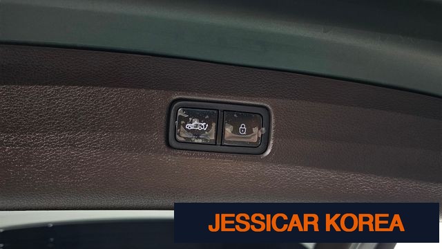 2023 Genesis GV80 - Thumbnail 3