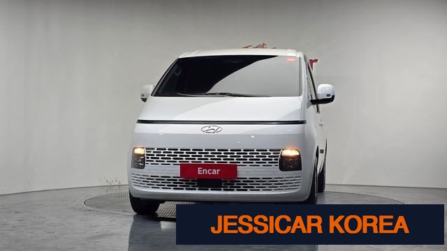 2024 Hyundai Staria - Thumbnail 10
