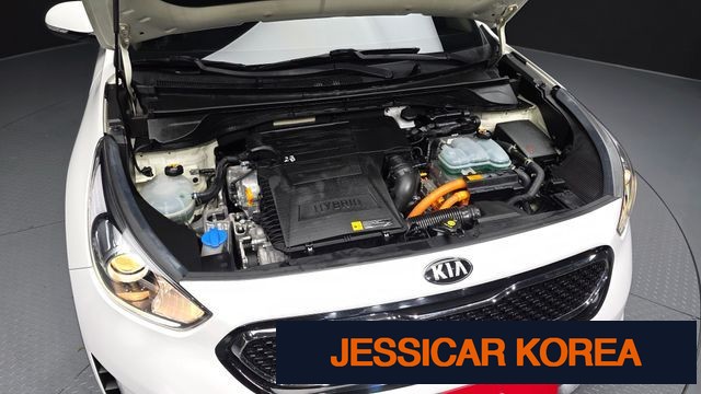 2018 Kia Niro - Thumbnail 6