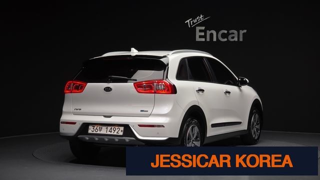 2018 Kia Niro - Thumbnail 7