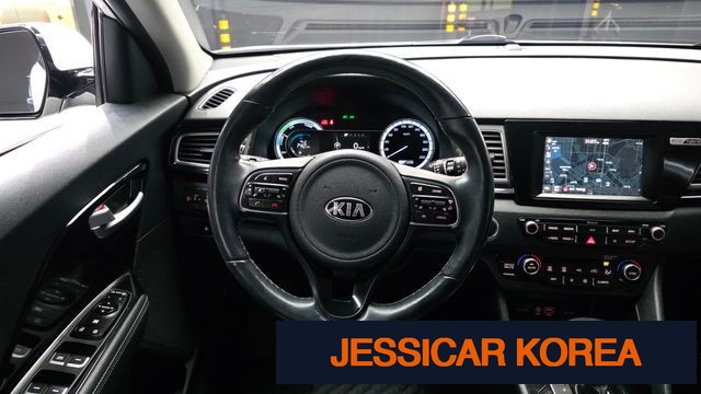 2018 Kia Niro - Thumbnail 13