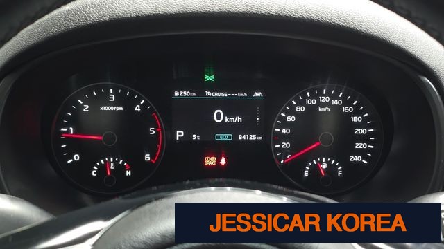 2021 Kia Sportage the bold - Thumbnail 10