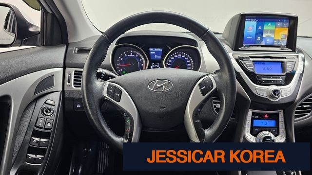 2012 Hyundai Avante MD - Thumbnail 17