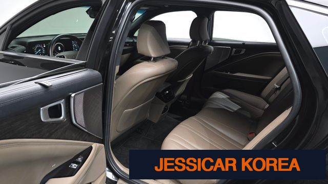 2023 Kia K8 Hybrid - Thumbnail 12