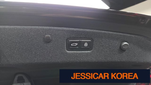 2023 Kia K8 Hybrid - Thumbnail 14