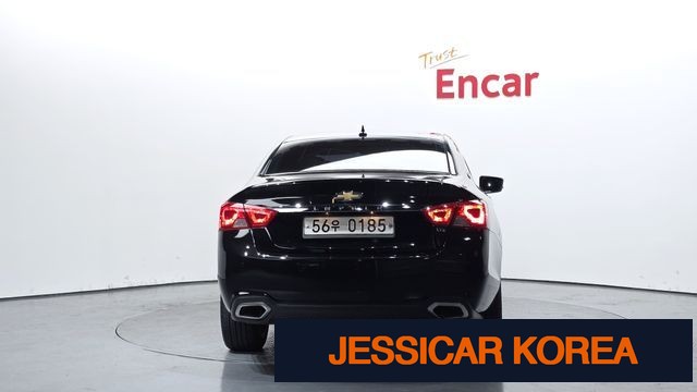 2017 Chevrolet Impala - Thumbnail 2