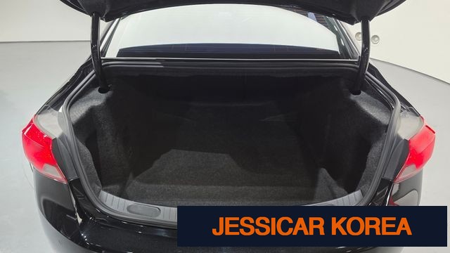 2017 Chevrolet Impala - Thumbnail 9