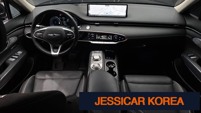 2022 Genesis Electrified GV70 - Thumbnail 6