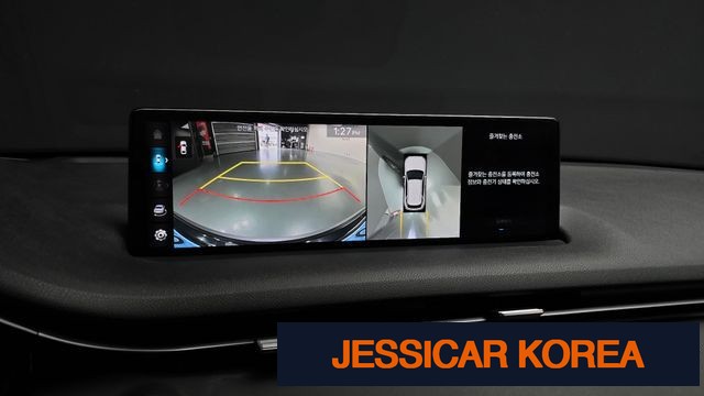 2022 Genesis Electrified GV70 - Thumbnail 20