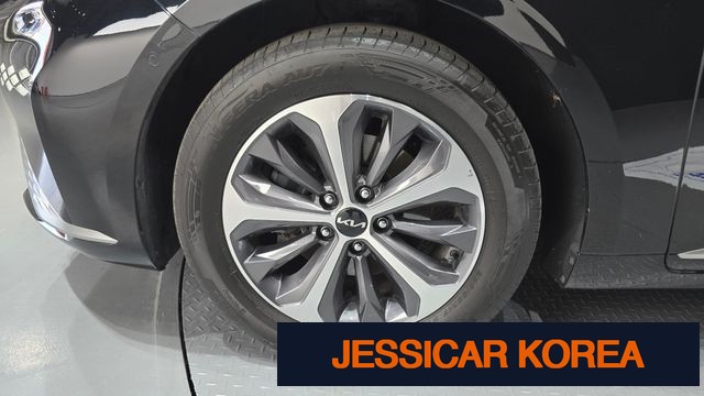 2023 Kia K8 Hybrid - Thumbnail 8