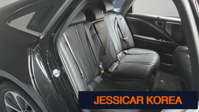 2023 Kia K8 Hybrid - Thumbnail 11