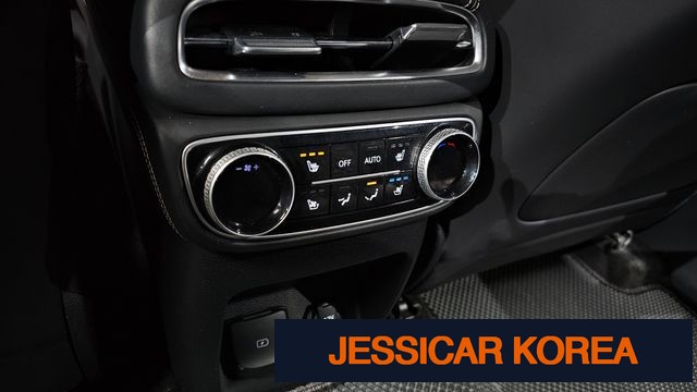 2022 Genesis GV80 - Thumbnail 12