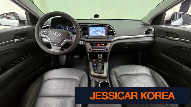 2017 Hyundai Avante AD - Thumbnail 14