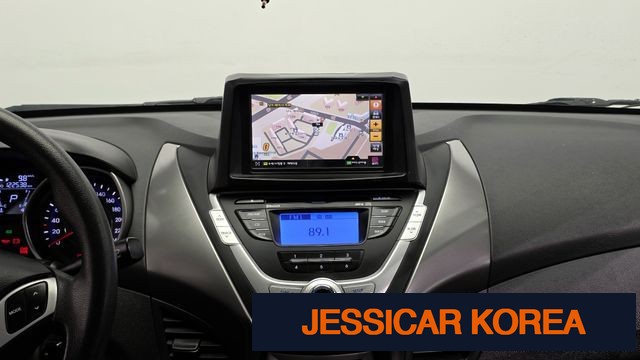 2012 Hyundai Avante MD - Thumbnail 9