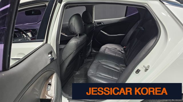 2013 Kia K5 - Thumbnail 2