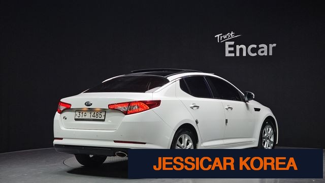 2013 Kia K5 - Thumbnail 5