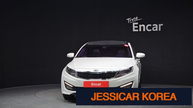 2013 Kia K5 - Thumbnail 16