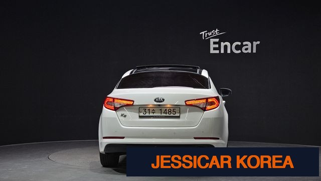 2013 Kia K5 - Thumbnail 18