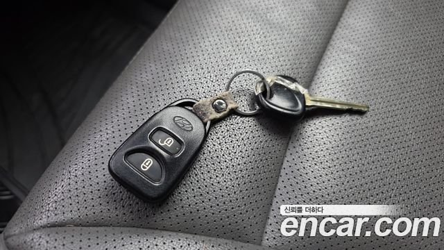 2016 Hyundai 그랜드 스타렉스 - Thumbnail 3