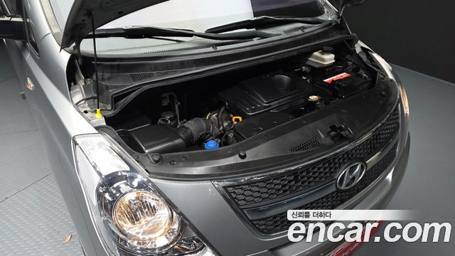 2016 Hyundai 그랜드 스타렉스 - Thumbnail 4