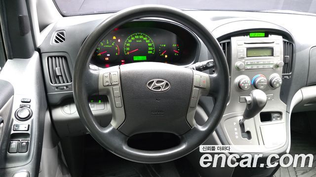 2016 Hyundai 그랜드 스타렉스 - Thumbnail 17