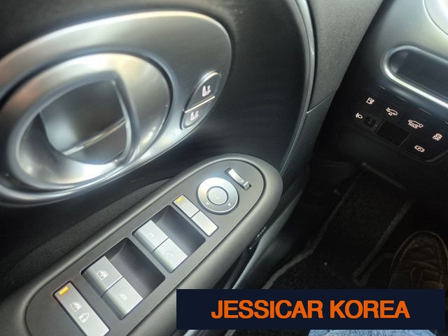 2025 Hyundai Ionic 9 - Thumbnail 8