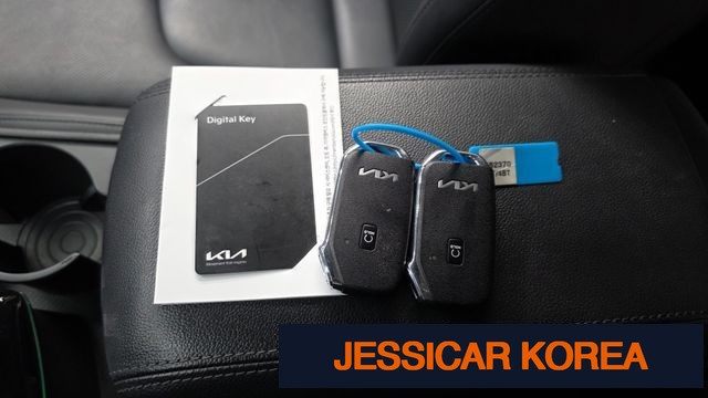 2022 Kia Sportage 5th Gen - Thumbnail 9