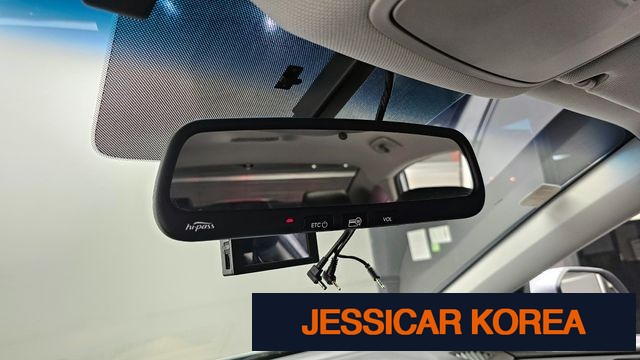 2016 Hyundai LF Sonata Hybrid - Thumbnail 14