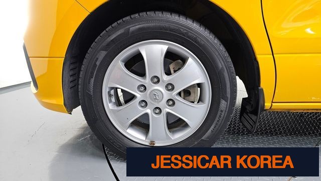 2020 Hyundai The New Grand Starex - Thumbnail 14