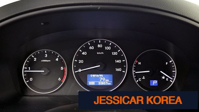2020 Hyundai The New Grand Starex - Thumbnail 20