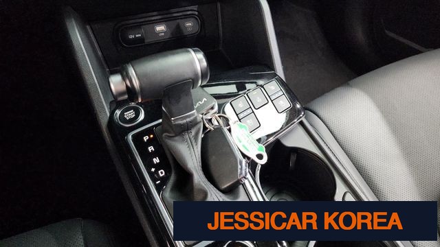 2024 Kia Sportage 5th Gen - Thumbnail 2
