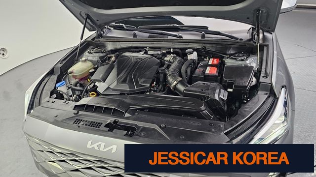 2024 Kia K8 - Thumbnail 8