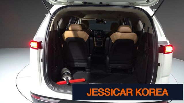 2022 Kia Carnival 4th Gen - Thumbnail 4