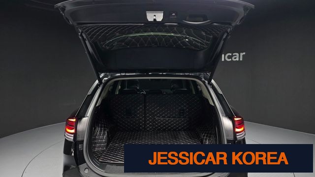 2023 Kia Sportage 5th generation hybrid - Thumbnail 4