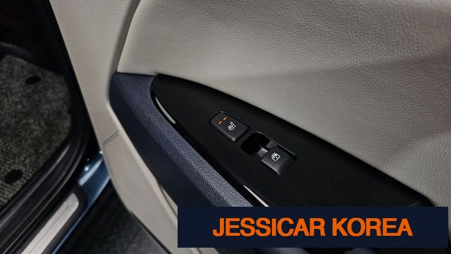2022 Kia Sportage 5th Gen - Thumbnail 8