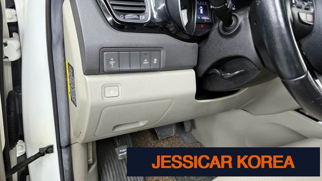 2015 Kia All New Carnival - Thumbnail 2
