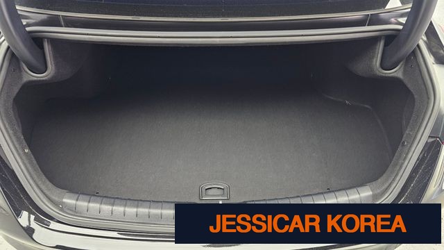 2022 Kia K8 Hybrid - Thumbnail 2
