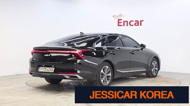 2022 Kia K8 Hybrid - Thumbnail 5