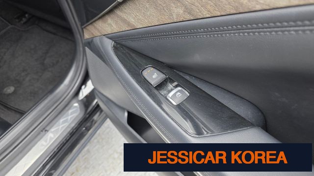 2022 Kia K8 Hybrid - Thumbnail 8