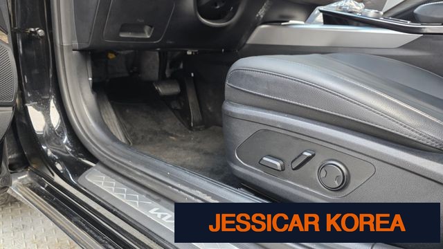 2022 Kia K8 Hybrid - Thumbnail 15