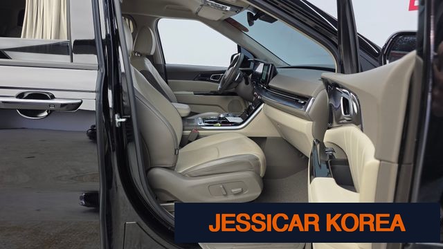 2023 Kia Carnival 4th Gen - Thumbnail 8