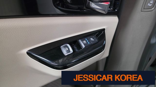 2023 Kia Carnival 4th Gen - Thumbnail 11