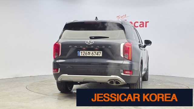 2022 Hyundai Palisade - Thumbnail 3