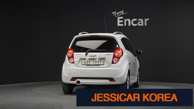 2015 Chevrolet Spark - Thumbnail 15