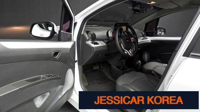 2015 Chevrolet Spark - Thumbnail 19
